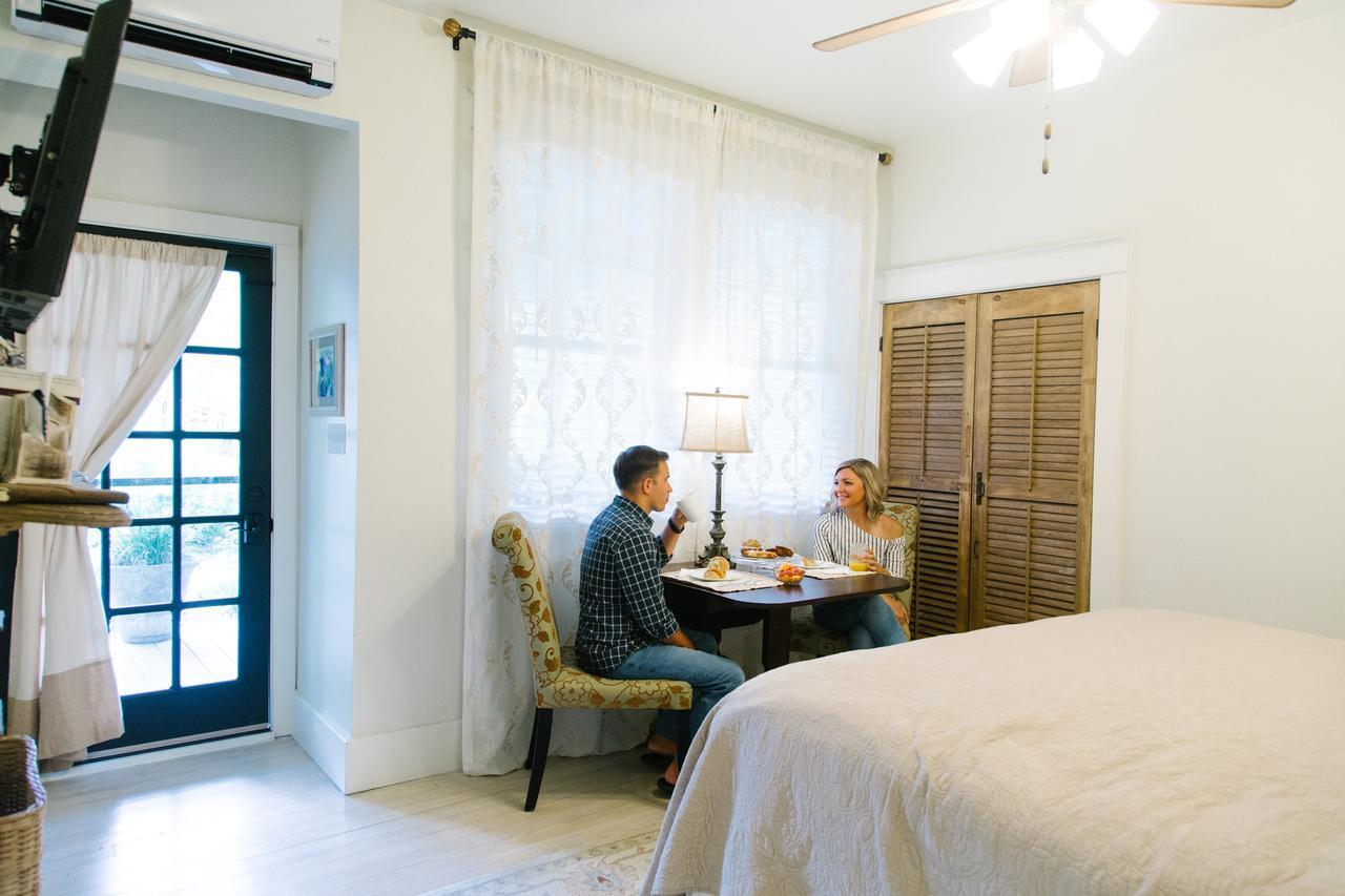 Blue Heron B&B Мандевилл Экстерьер фото